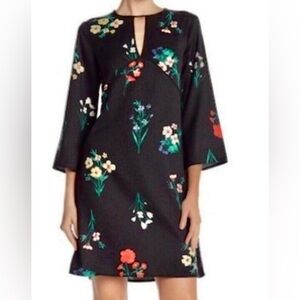 Vince Camuto black floral shift dress with bell sleeves & keyhole detail Sz 8